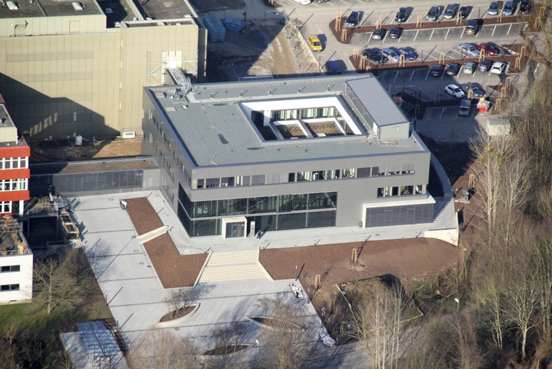 Luftaufnahme vom Multifunktionsgebäude aus dem Jahr 2015. Foto: Stefan Rampfel