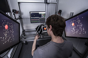 Setup in the 3D-psychophysics of the cognitive neuroscience lab. Photo: Thomas Steuer