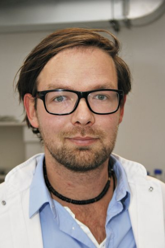 Dr. Jens Gruber ist Leiter der Nachwuchsgruppe Medizinische RNA-Biologie am Deutschen Primatenzentrum. Foto: Christian Kiel
