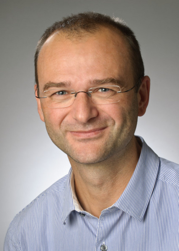 Prof. Dr. Tobias Moser, Leiter des Instituts für Auditorische Neurowissenschaften an der UMG und Brückenprofessor am DPZ. Foto: Irene Böttcher-Gajewski